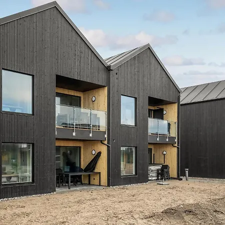 Havnehusene, Lejl, 62